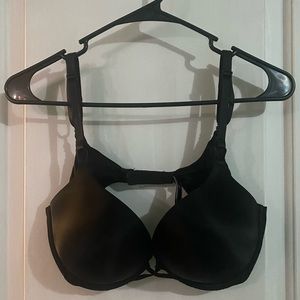 Victoria’s Secret Bombshell 36C